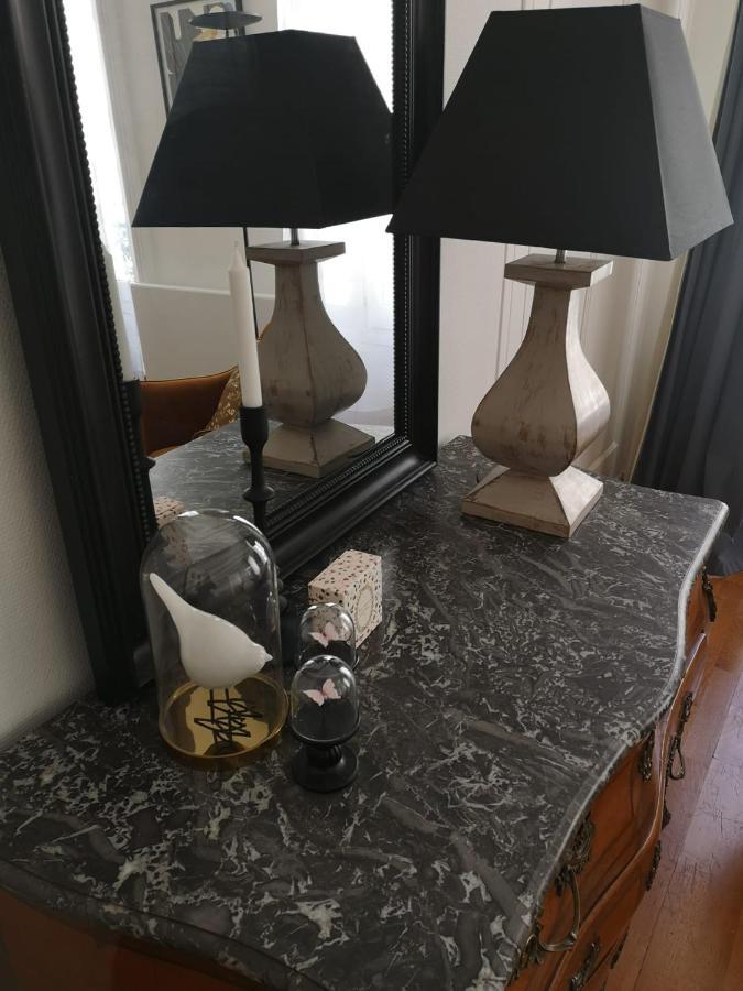 Escale Citadine Au Centre D'Avignon, Climatisation, Appartement De Charme, Spacieux Et Lumineux מראה חיצוני תמונה